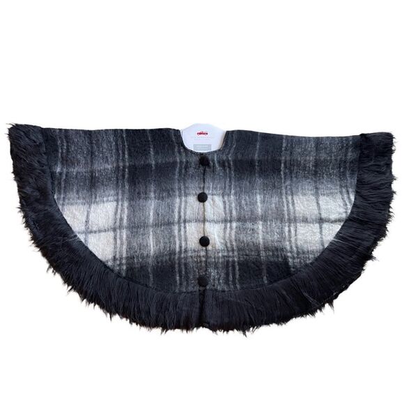 The Farmhouse Rachel Ashwell Mohair Plaid Holiday Tree Skirt Blk Gray 52” NWT - Picture 1 of 12